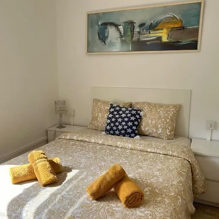 Apartman Larisa House *